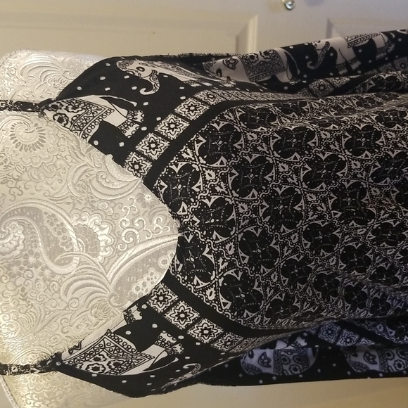 Very whimsical cotton sun dress - Picture 2 of 5